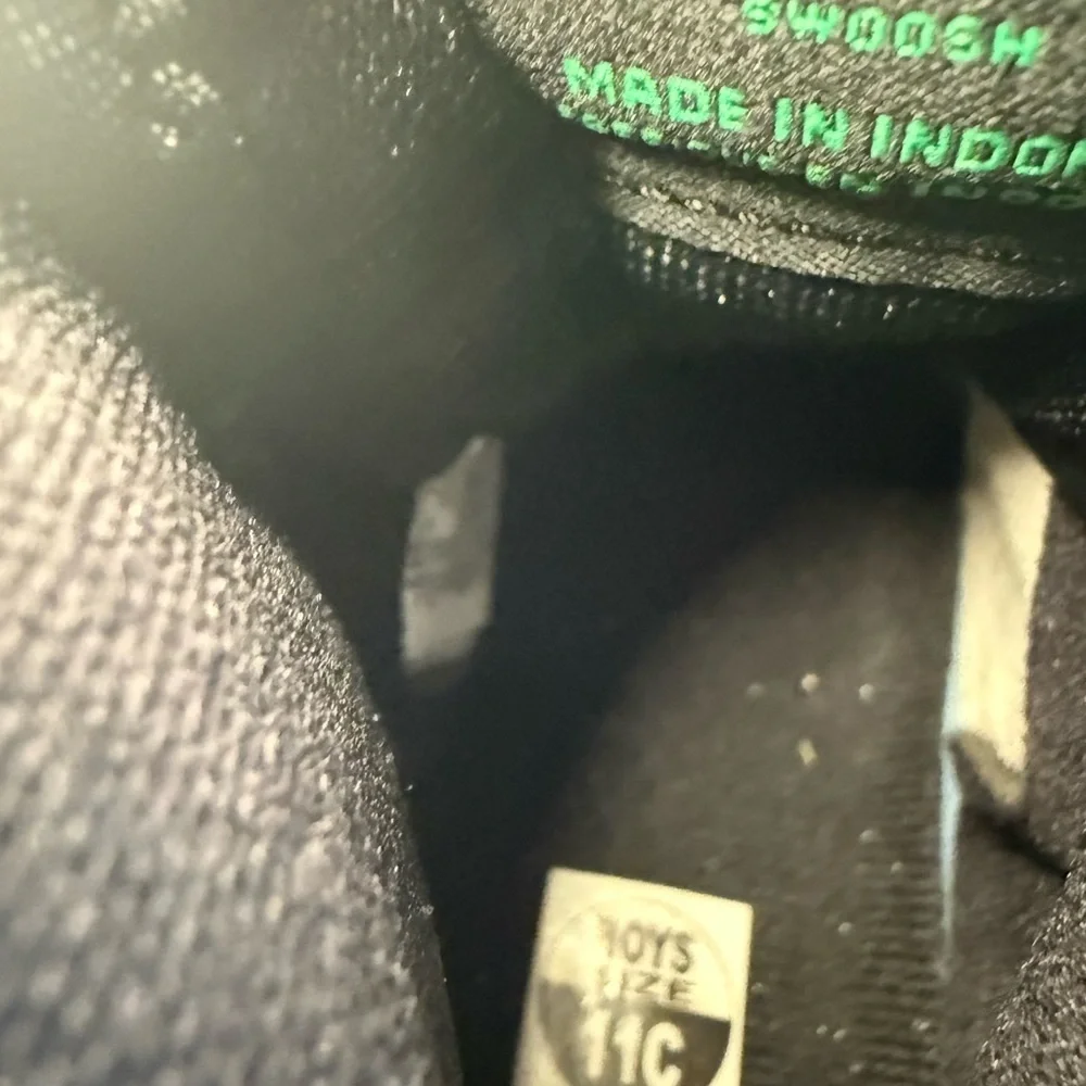 Nike Kids' Black, White,‎ and Green Air Jordan 1